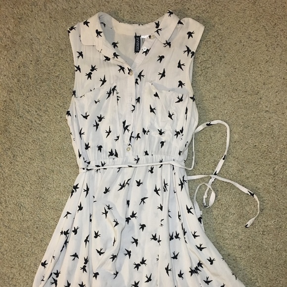 Divided Dresses & Skirts - DIVIDED by H&M Dress — Bird Print Dress